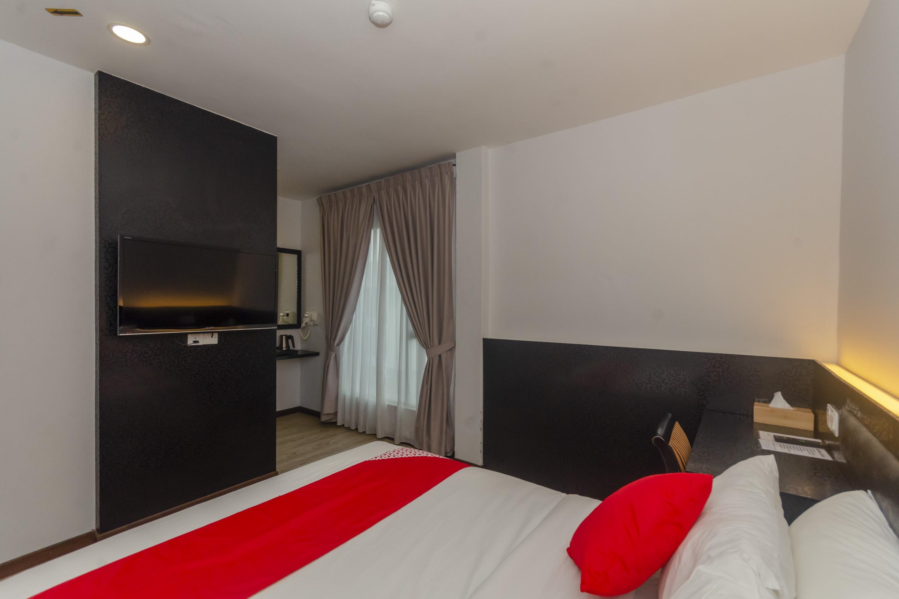 Oyo 717 Mr J Hotel Wakaf Che Yeh 2 Zewnętrze zdjęcie