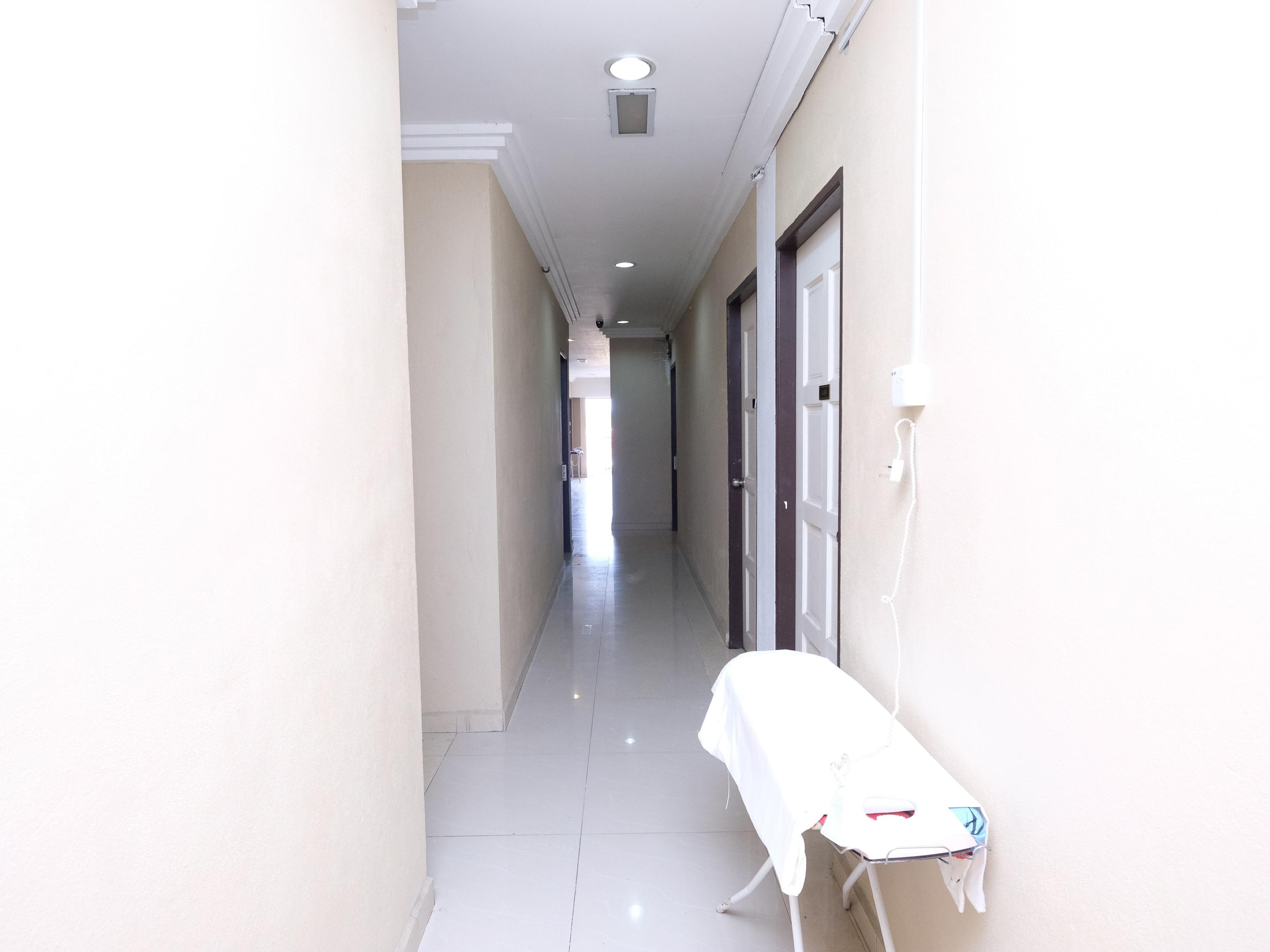 Oyo 717 Mr J Hotel Wakaf Che Yeh 2 Zewnętrze zdjęcie