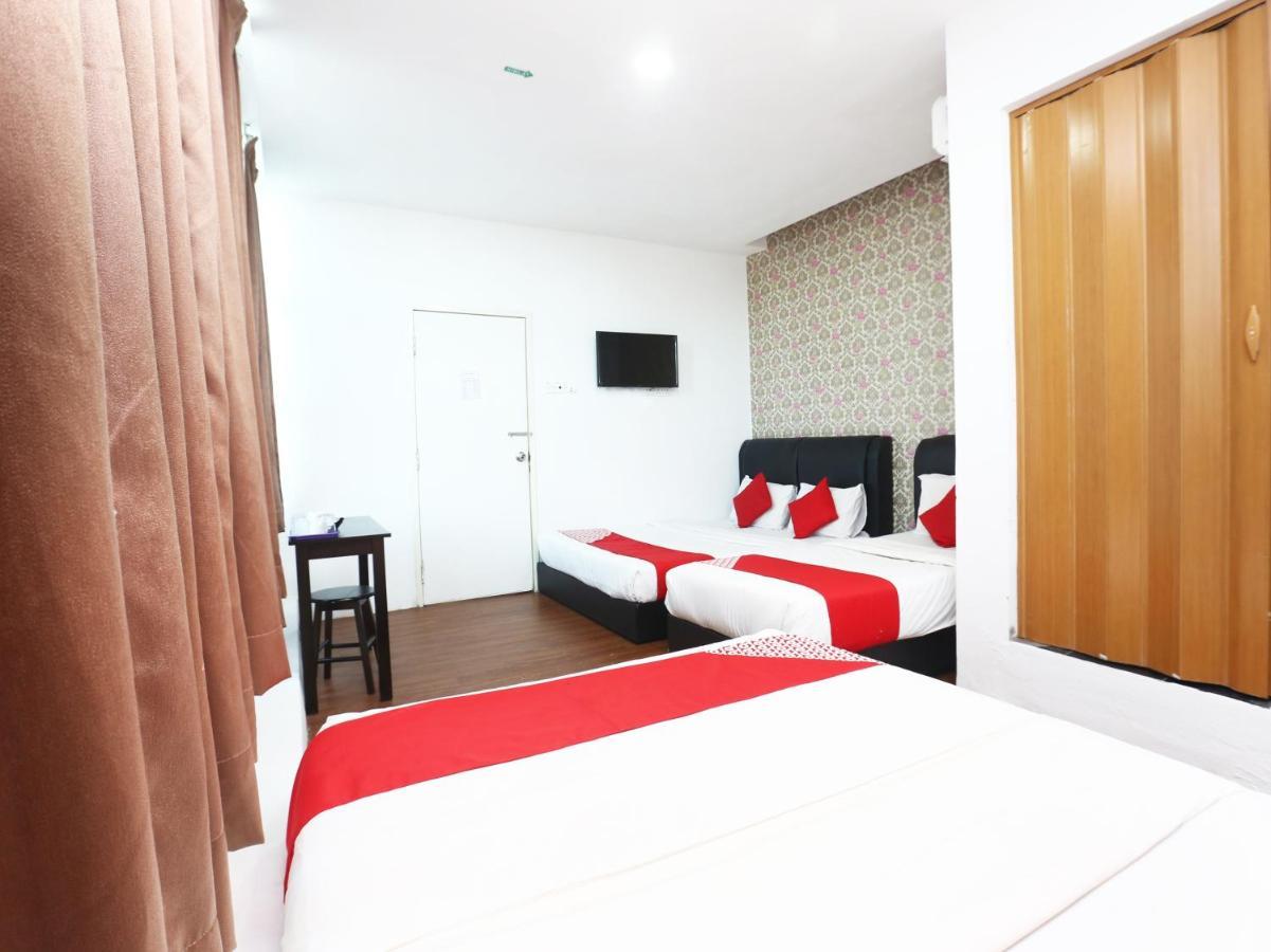 Oyo 717 Mr J Hotel Wakaf Che Yeh 2 Zewnętrze zdjęcie