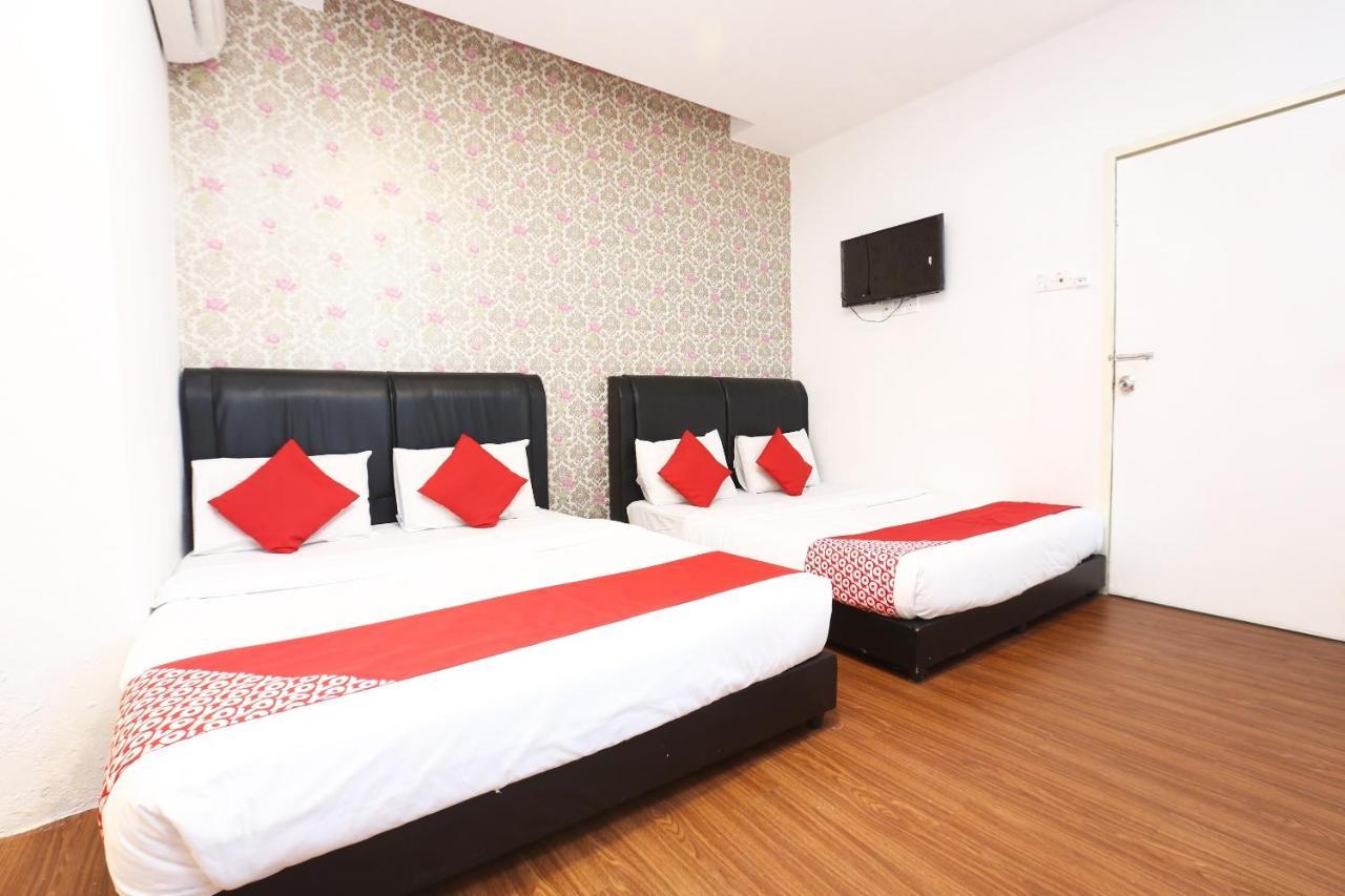 Oyo 717 Mr J Hotel Wakaf Che Yeh 2 Zewnętrze zdjęcie
