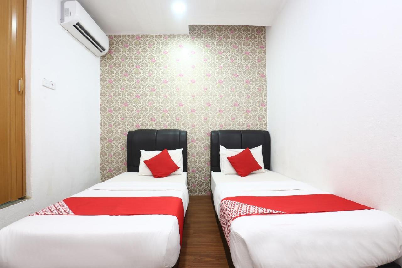 Oyo 717 Mr J Hotel Wakaf Che Yeh 2 Zewnętrze zdjęcie